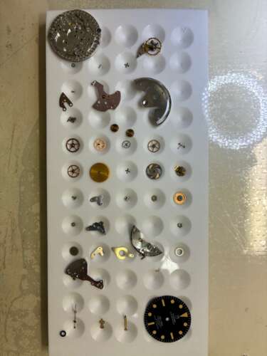 チュードルサブマリーナRef.7928/0オーバーホール、風防交換しました